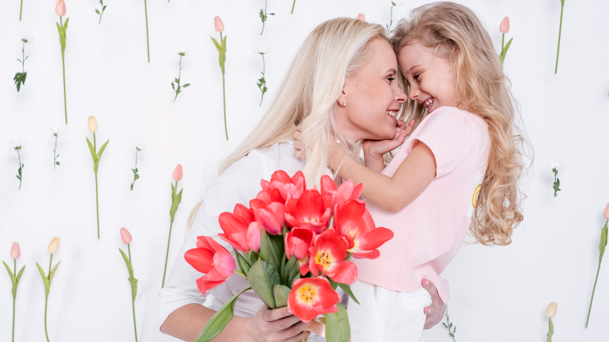 Mum’s Special Day: Best Flower Bouquet Deals and Florist Choices